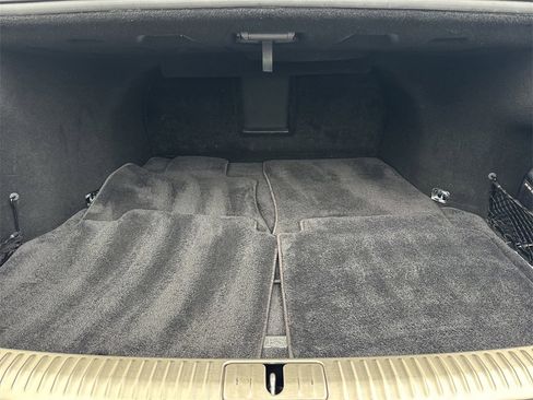 Used 2019 Genesis G90 3.3T Premium image 18