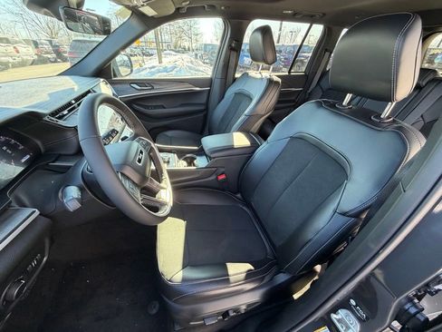 New 2026 Jeep Grand Cherokee Altitude AWD/4WD image 14