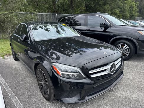 Used 2020 Mercedes-Benz C 300 Sedan image 4