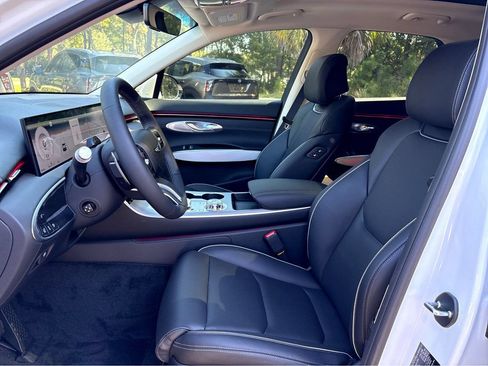 New 2026 Genesis GV70 2.5T Advanced AWD/4WD image 22