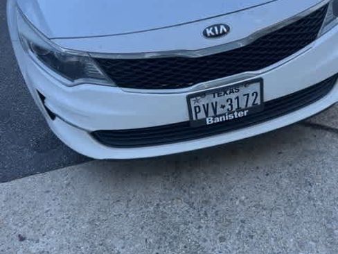 Used 2018 Kia Optima LX image 32