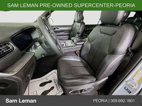 Used 2023 Jeep Wagoneer Series II AWD/4WD image 21