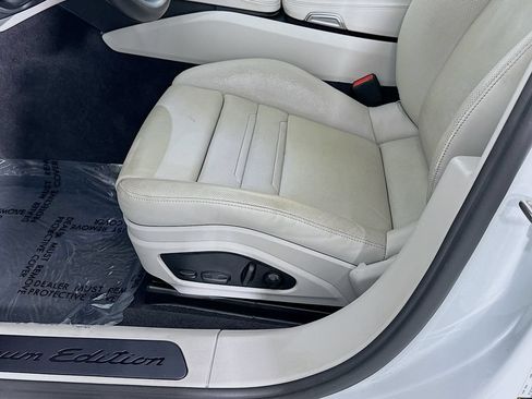 Certified 2023 Porsche Panamera 4 Platinum Edition AWD/4WD image 22