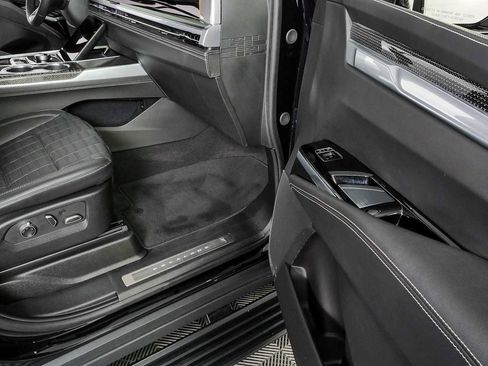 Certified 2025 Cadillac Escalade V AWD/4WD image 24