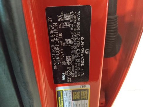 Used 2024 Kia Soul LX w/ Option Group 015 image 33