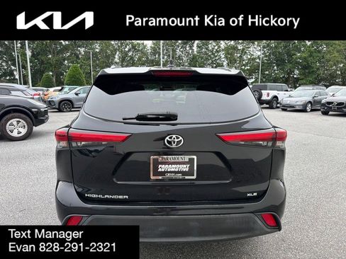 Used 2020 Toyota Highlander XLE FWD image 8
