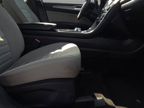 Used 2018 Ford Fusion S image 14