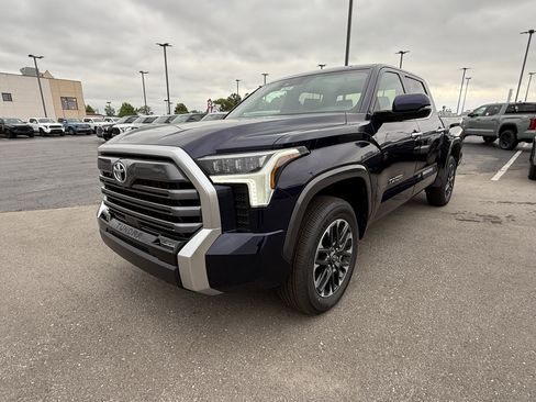New 2026 Toyota Tundra Limited AWD/4WD image 4