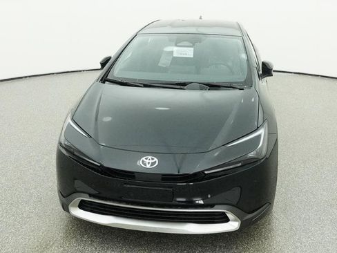New 2026 Toyota Prius Plug-In Hybrid FWD image 5