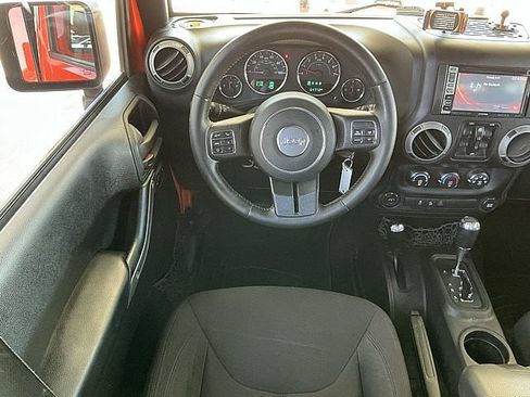 Used 2015 Jeep Wrangler Unlimited Sport w/ Quick Order Package 24S AWD/4WD image 14