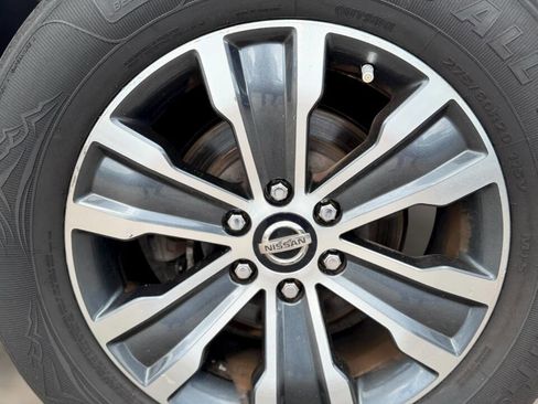 Used 2020 Nissan Armada SL w/ Premium Package image 13