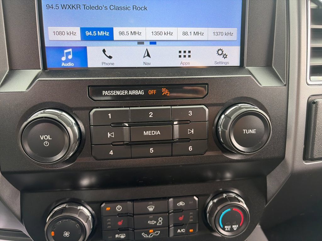 Used 2019 Ford F150 XLT w/ Equipment Group 302A Luxury AWD/4WD image 34