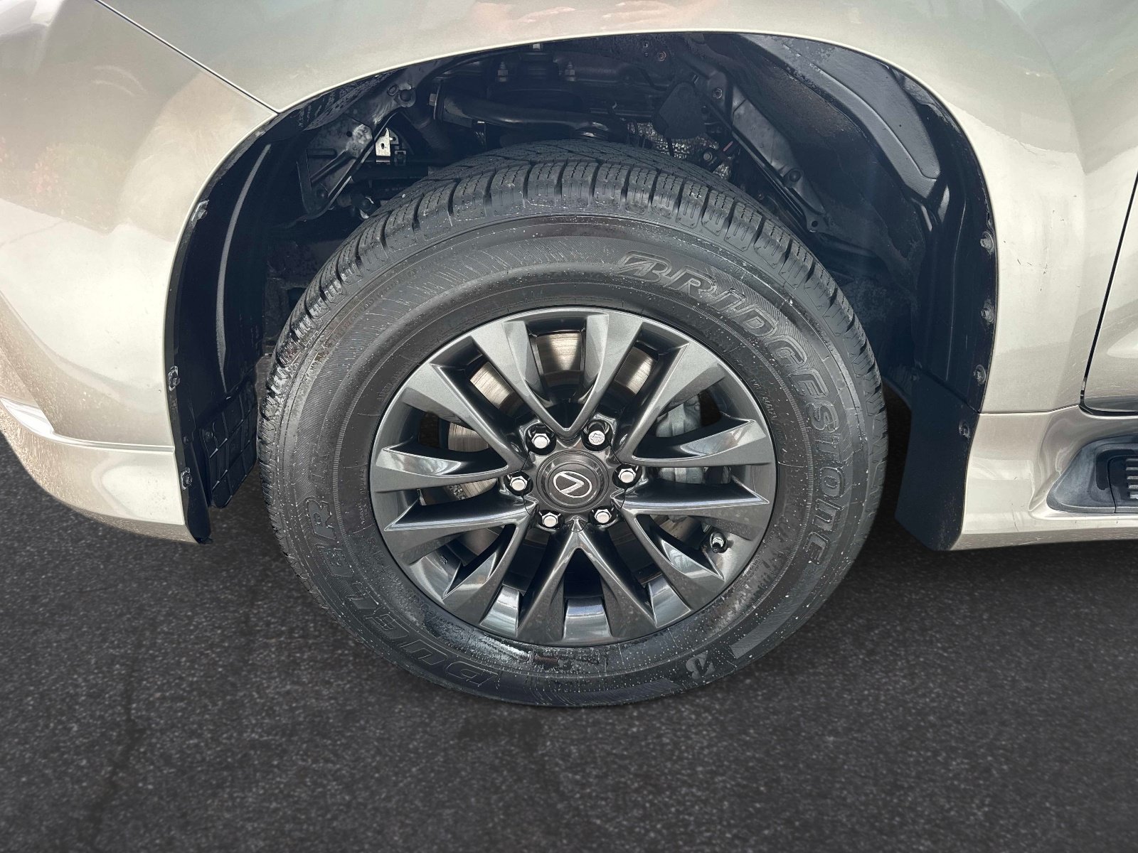 Used 2021 Lexus GX 460 Premium w/ Premium Package AWD/4WD image 10