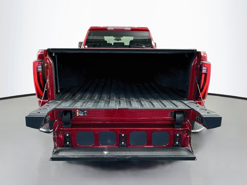 Used 2024 GMC Sierra 3500 SLT AWD/4WD image 29