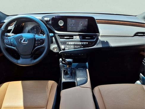 Used 2022 Lexus ES 350 w/ Premium Package FWD image 12