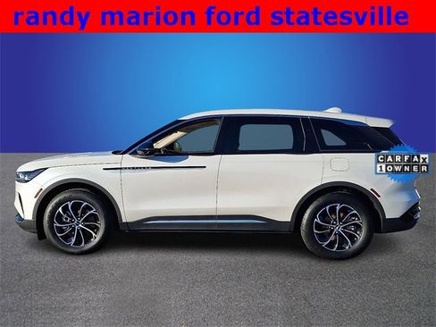 Used 2025 Lincoln Nautilus Premier w/ Equipment Group 102A image 7