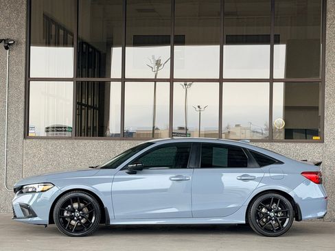 Used 2023 Honda Civic Si image 2