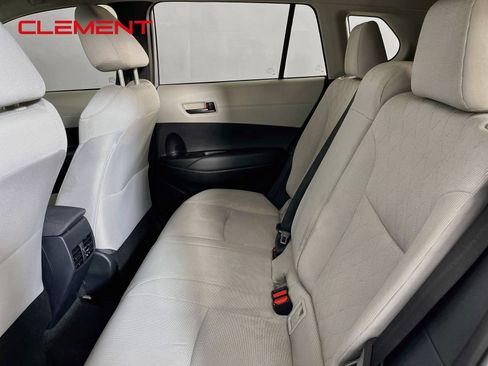 Used 2022 Toyota Corolla Cross L FWD image 29