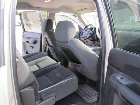 Used 2008 GMC Sierra 2500 SLE w/ SLE1 Preferred Package image 11