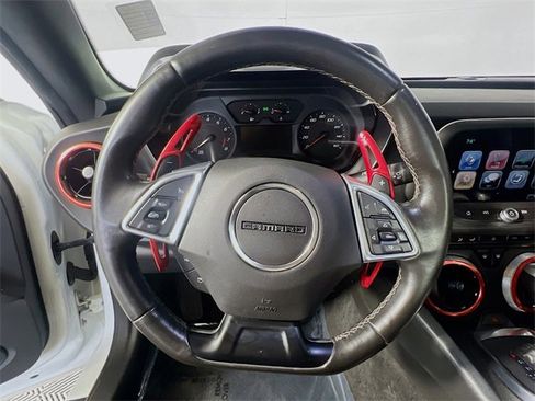Used 2018 Chevrolet Camaro LT w/ Technology Package image 15