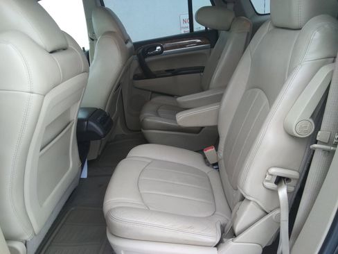 Used 2012 Buick Enclave Leather image 11