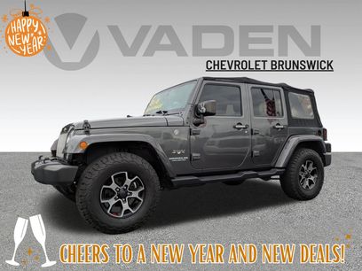 Used 2017 Jeep Wrangler Unlimited Sahara w/ Connectivity Group