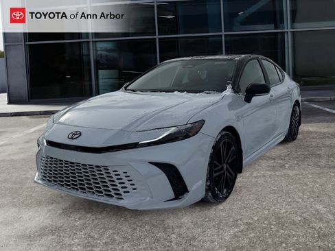 Certified 2025 Toyota Camry XSE image 9