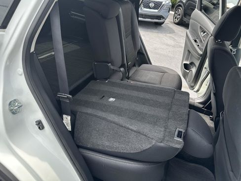 Used 2019 Nissan Rogue S w/ Special Edition Package AWD/4WD image 40