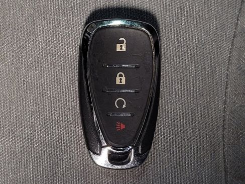 Used 2022 Chevrolet Equinox LS AWD/4WD image 32