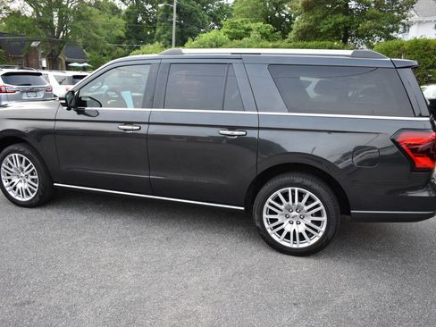 Used 2024 Ford Expedition Max Limited AWD/4WD image 46