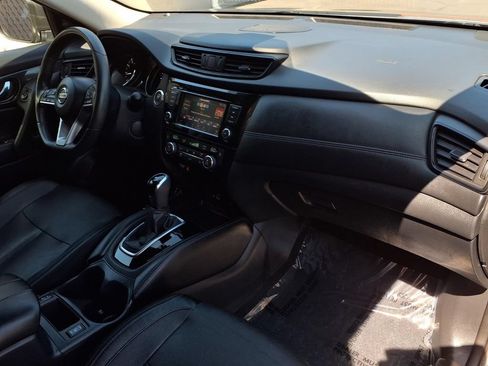 Used 2018 Nissan Rogue SL FWD image 23