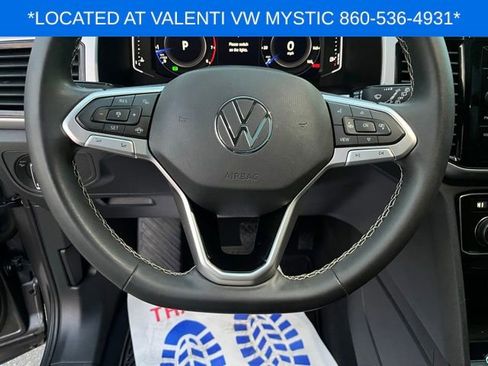 Certified 2022 Volkswagen Atlas SE w/ Panoramic Sunroof Package image 41