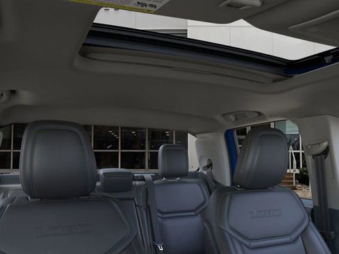 New 2026 Ford Maverick Lobo image 12