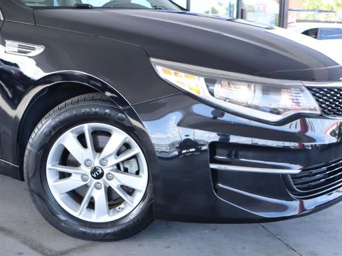 Used 2018 Kia Optima LX FWD image 4