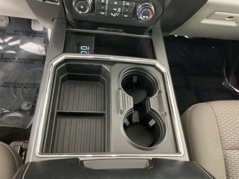 Used 2017 Ford F350 XLT w/ XLT Premium Package AWD/4WD image 19