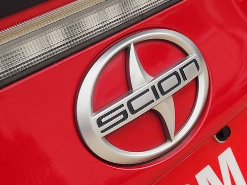 Used 2015 Scion tC FWD image 7