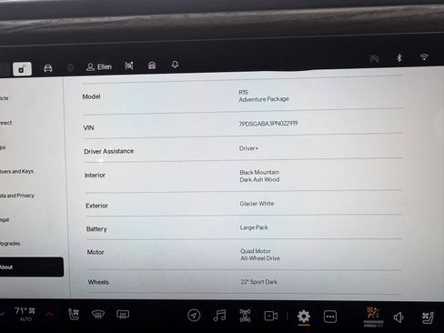 Used 2023 Rivian R1S Adventure AWD/4WD image 26