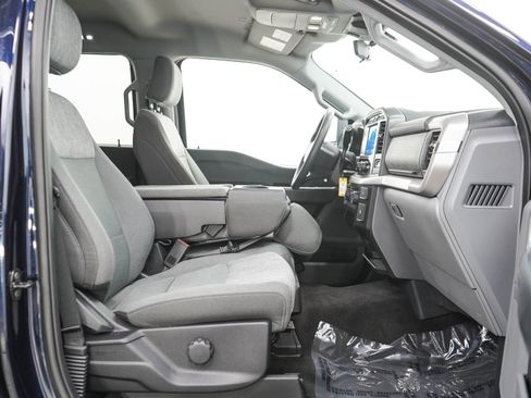 Used 2022 Ford F150 XLT w/ XTR Package AWD/4WD image 11