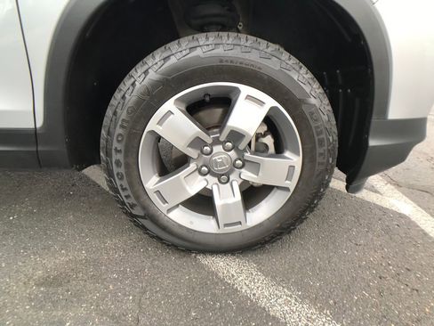 Certified 2024 Honda Ridgeline RTL image 6