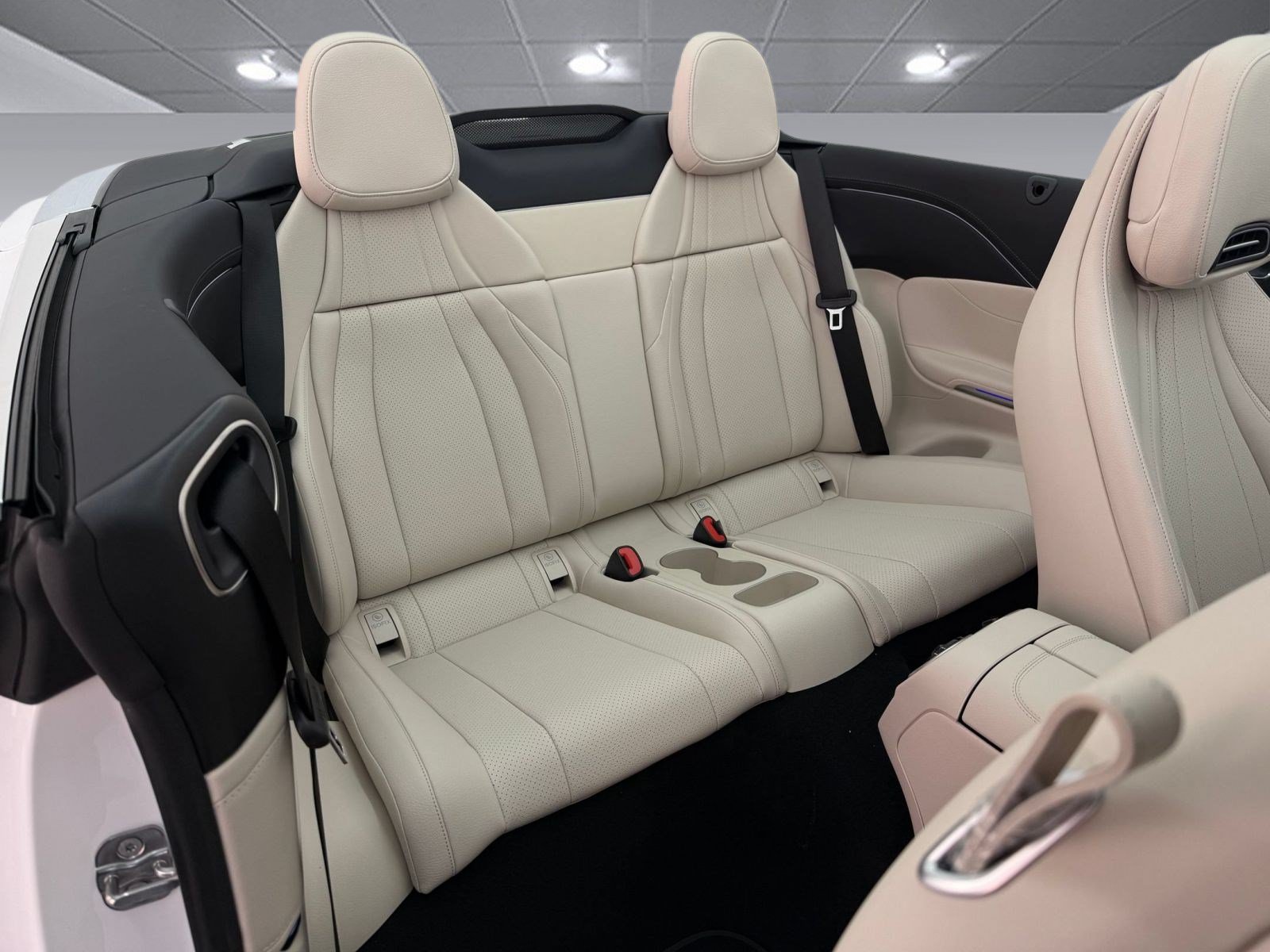 New 2027 Mercedes-Benz CLE 450 4MATIC Cabriolet image 20