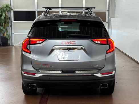 Used 2019 GMC Terrain SLT w/ Preferred Package image 4