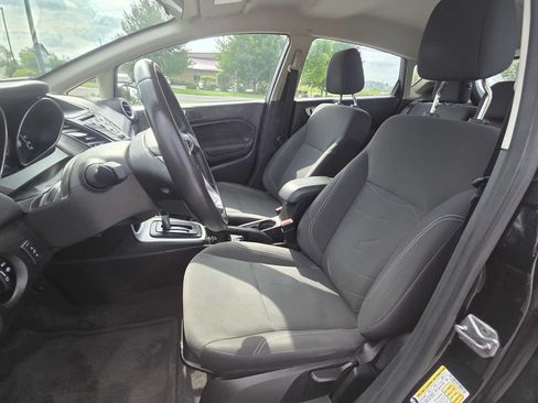Used 2016 Ford Fiesta SE FWD image 9