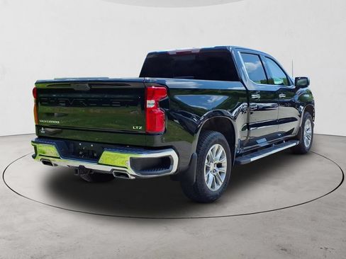 Used 2021 Chevrolet Silverado 1500 LTZ w/ Z71 Off-Road Package AWD/4WD image 5