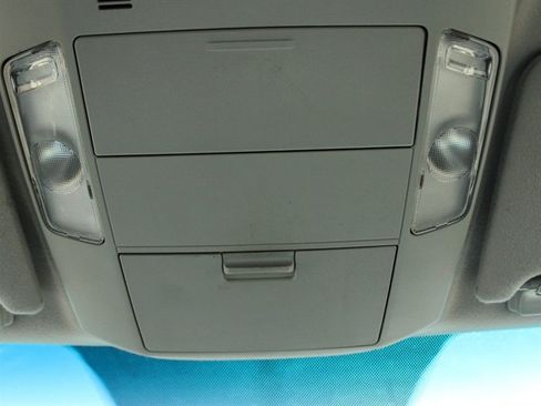Used 2010 Toyota Tundra 4x4 Double Cab w/ Tow Pkg image 16