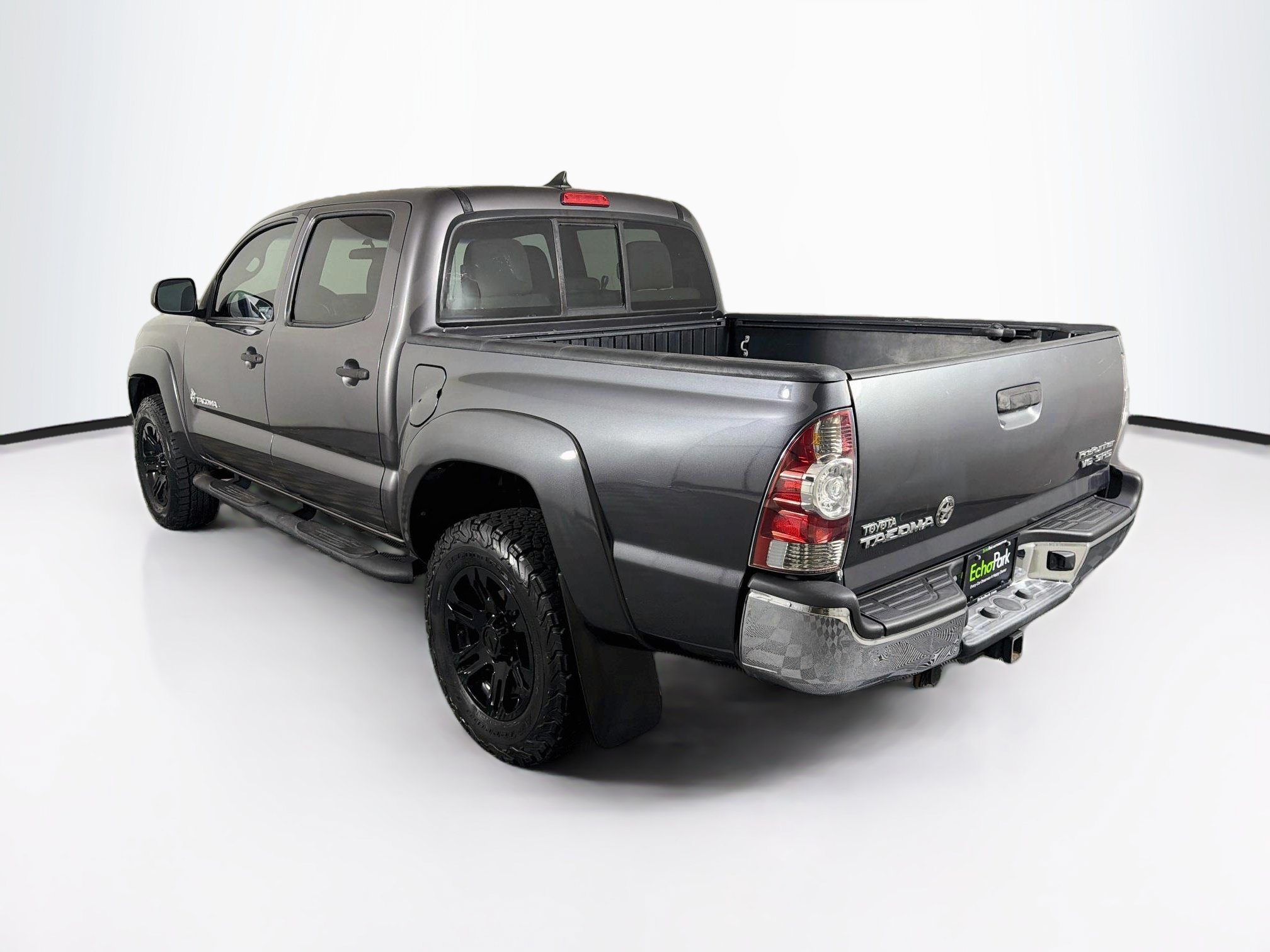 Used 2015 Toyota Tacoma PreRunner w/ SR5 Package RWD image 5