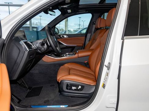 New 2026 BMW X5 xDrive50e image 18