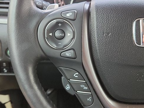 Used 2023 Honda Ridgeline RTL-E image 17