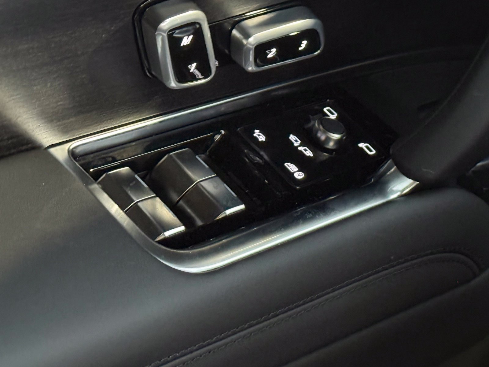 New 2027 Land Rover Range Rover SE AWD/4WD image 41
