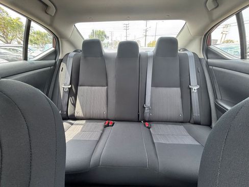 Used 2025 Nissan Sentra SV FWD image 43