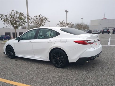 Certified 2025 Toyota Camry LE image 6